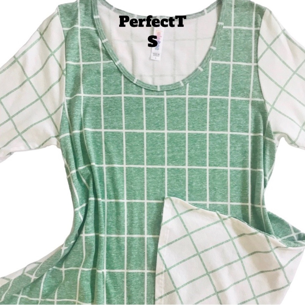 💝💝💝 3 for $33 LuLaRoe Perfect Tee